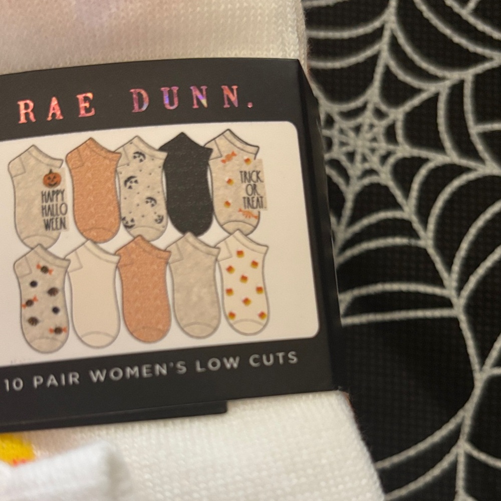 Rae Dunn Halloween 10 pair Low Cut Socks - (shoe size 4-10) - Picture 3 of 5